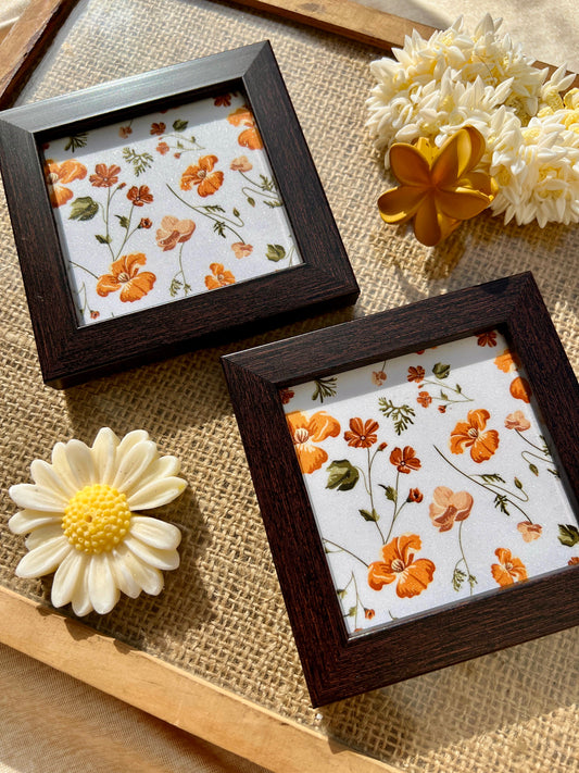 Elegant golden floral coaster for luxury home décor and gifting, framed in dark wood
Handcrafted sparkle-coated coaster with wildflowers, perfect for stylish table settings