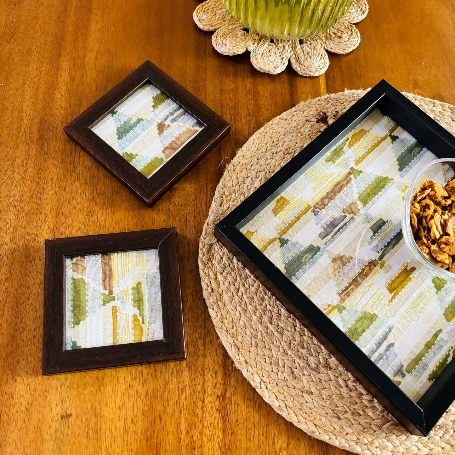 Green Trikon Square Tray and Coaster Set