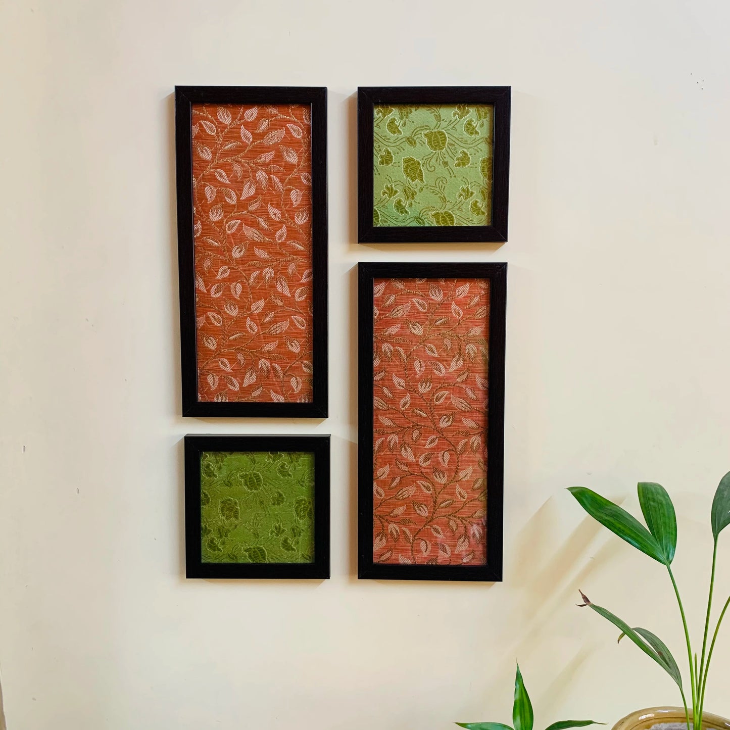 Kesar Pista Jodi Frame Set