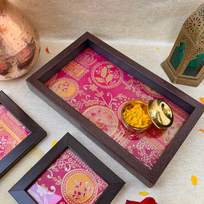 royal serving tray for elegant home hosting
rani tray with traditional Indian design
premium tray for serving tea and snacks in style
