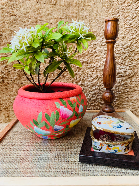 Coral Planter with Floral Streak